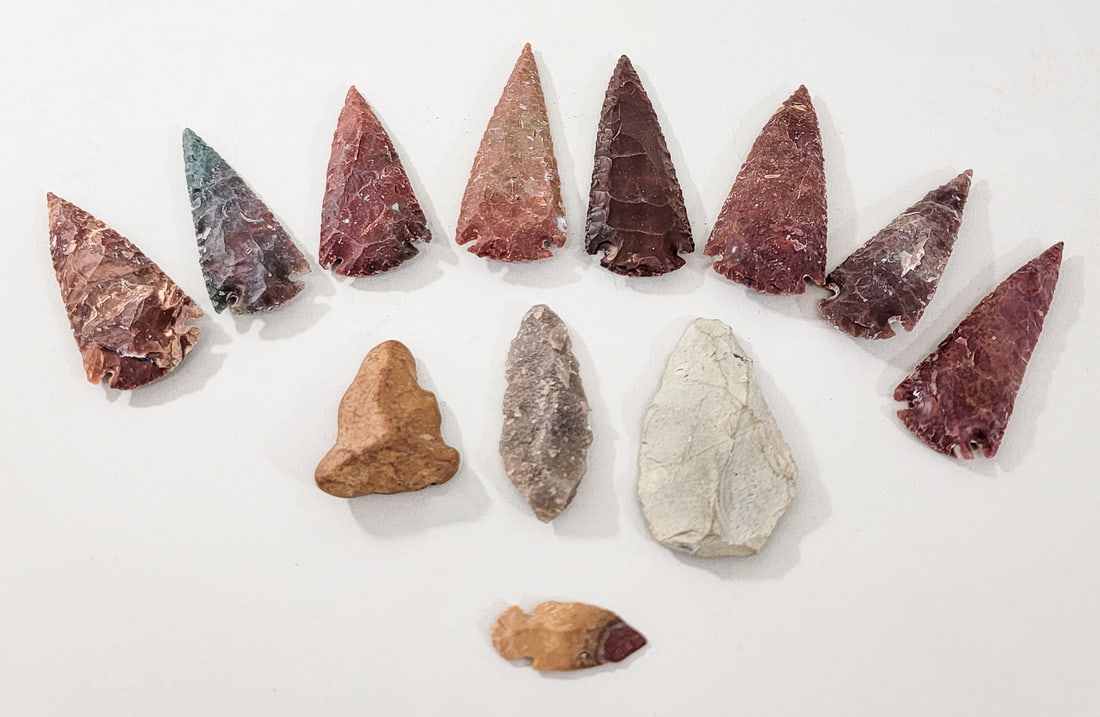 Arrowheads (12) Assorted - 2