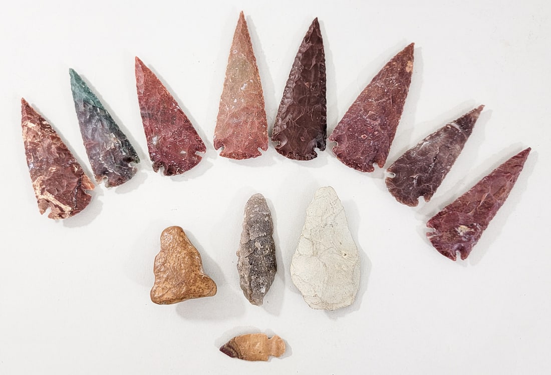 Arrowheads (12) Assorted - 4