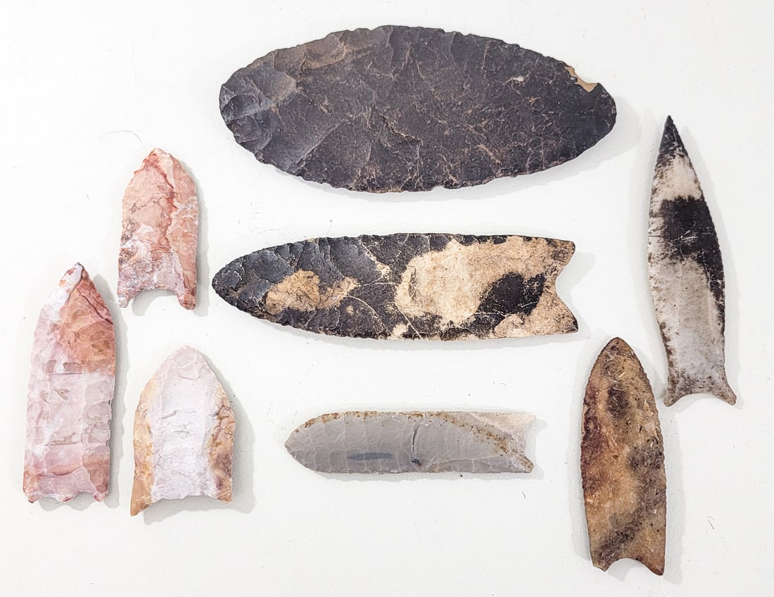 Points, Scrapers (8) Artifacts (1 of 2)