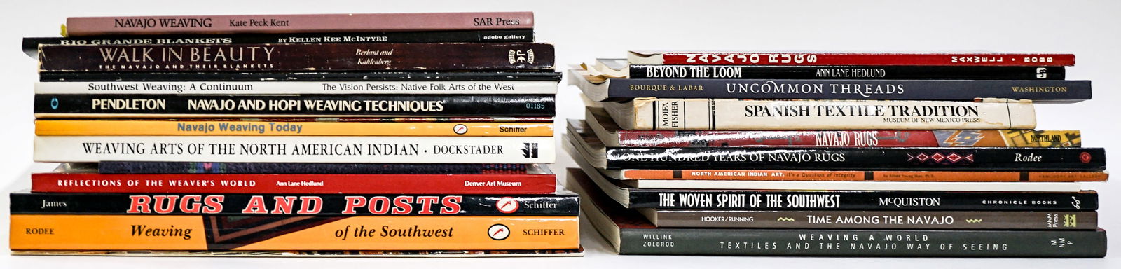 Native American Arts & Crafts Books (1 of 4)