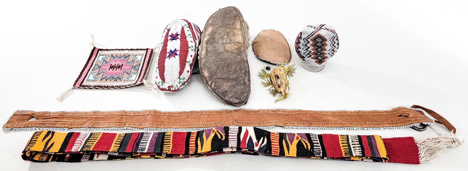 Native American Beaded Items - 4