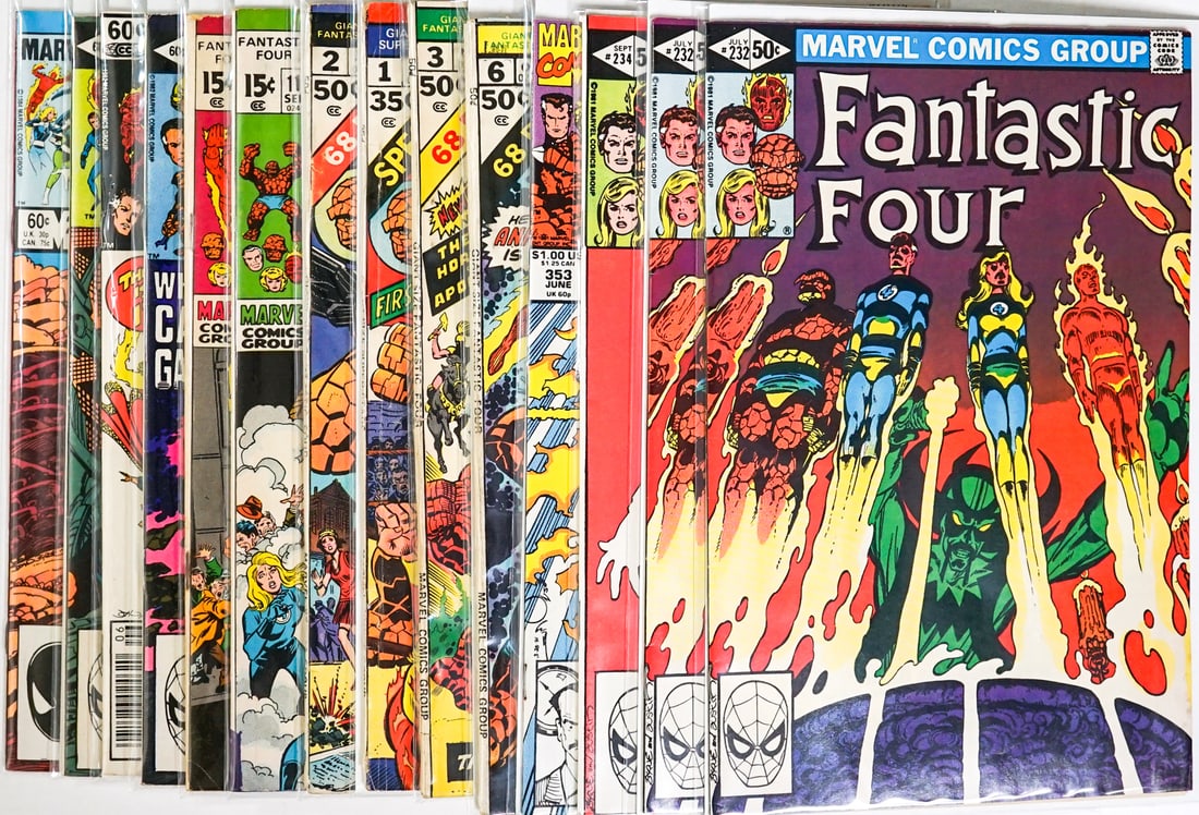 Fantastic Four Comic Books (14): Mixed condition. Measures 15 x 11 x 3 inches for shipping purposes. The absence of a condition report does not imply that the lot is in perfect condition or completely free from wear and tear, imperfe