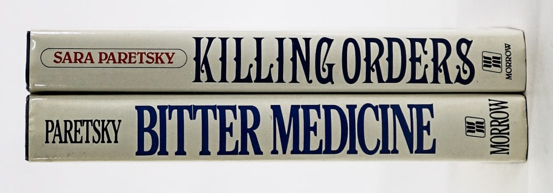 Sara Paretsky (2) SIGNED [Mysteries] (1 of 13)