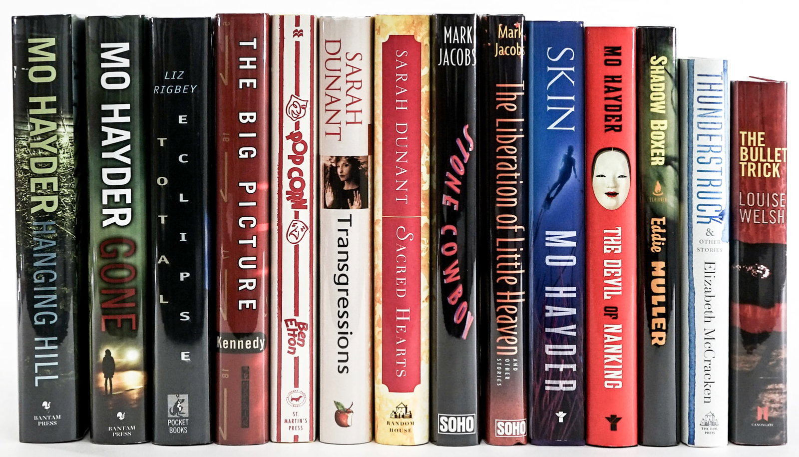 First Editions. Unsigned. (17).: First Editions. Unsigned. (17). Books are in EX+/NM condition. These books are from an odor free and smoke-free home. Book lot measures 17 x 13 x 7 inches for shipping purposes. Signed (Autographed) b