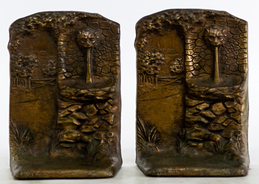 Judd Co. 9660 Bronze Bookends [Lion Head] (1 of 5)