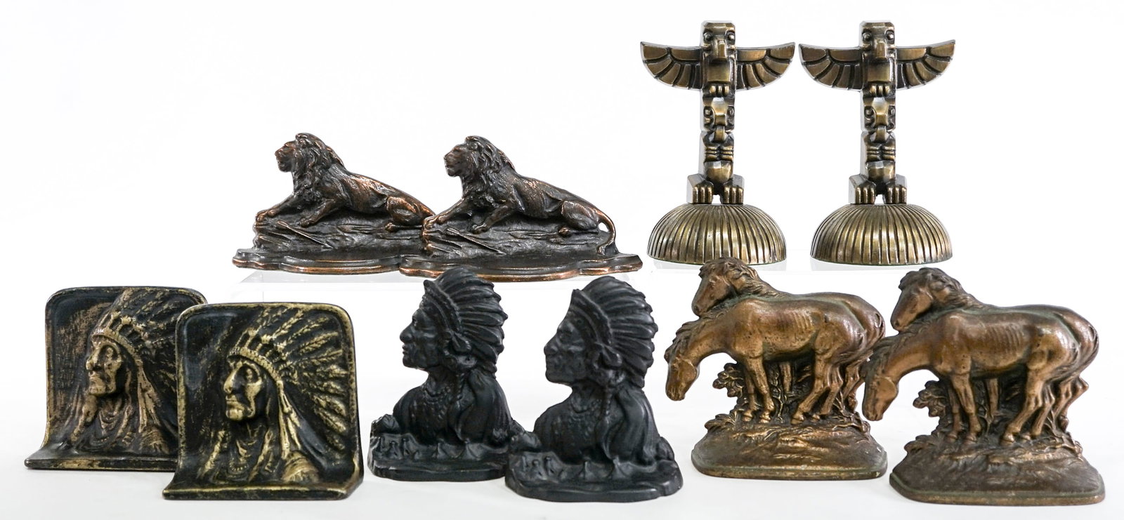 Vintage Cast Metal / Iron (5 Pair ) Bookends (1 of 2)