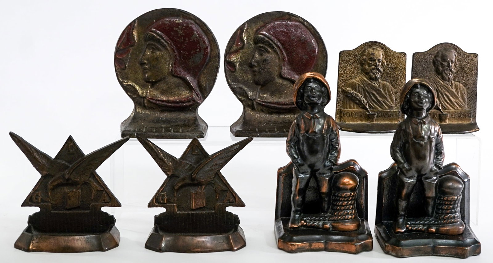 Vintage (4 Pair) Cast Metal / Iron Bookends (1 of 3)