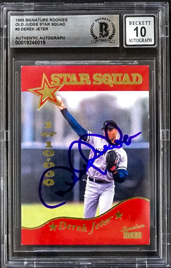 Derek Jeter On Card SIGNED Signature Rookies: Lot measures 5.5 x 3.5 x .25 inches for shipping purposes. The absence of a condition report does not imply that the lot is in perfect condition or completely free from wear and tear, imperfections, o