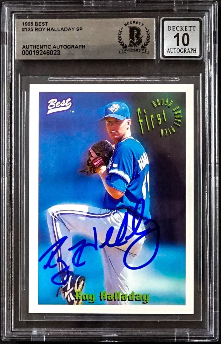 Roy Halladay On Card SIGNED 1995 Best #125: Lot measures 5.5 x 3.5 x .25 inches for shipping purposes. The absence of a condition report does not imply that the lot is in perfect condition or completely free from wear and tear, imperfections, o