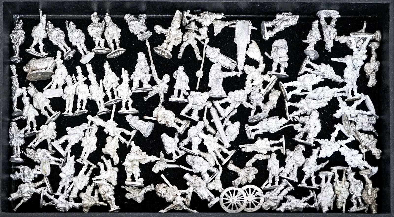 A Group of Wargames Miniatures: Lot measures 10 x 8 x 10 in. for shipping purposes. The absence of a condition report does not imply that the lot is in perfect condition or completely free from wear and tear, imperfections, or the c