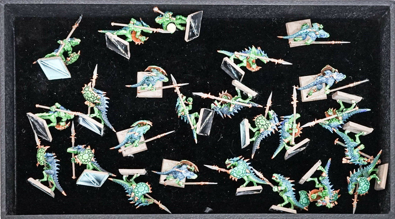 Game Works Plastic Painted Miniatures: Lot measures 10 x 8 x 10 in. for shipping purposes. The absence of a condition report does not imply that the lot is in perfect condition or completely free from wear and tear, imperfections, or the c