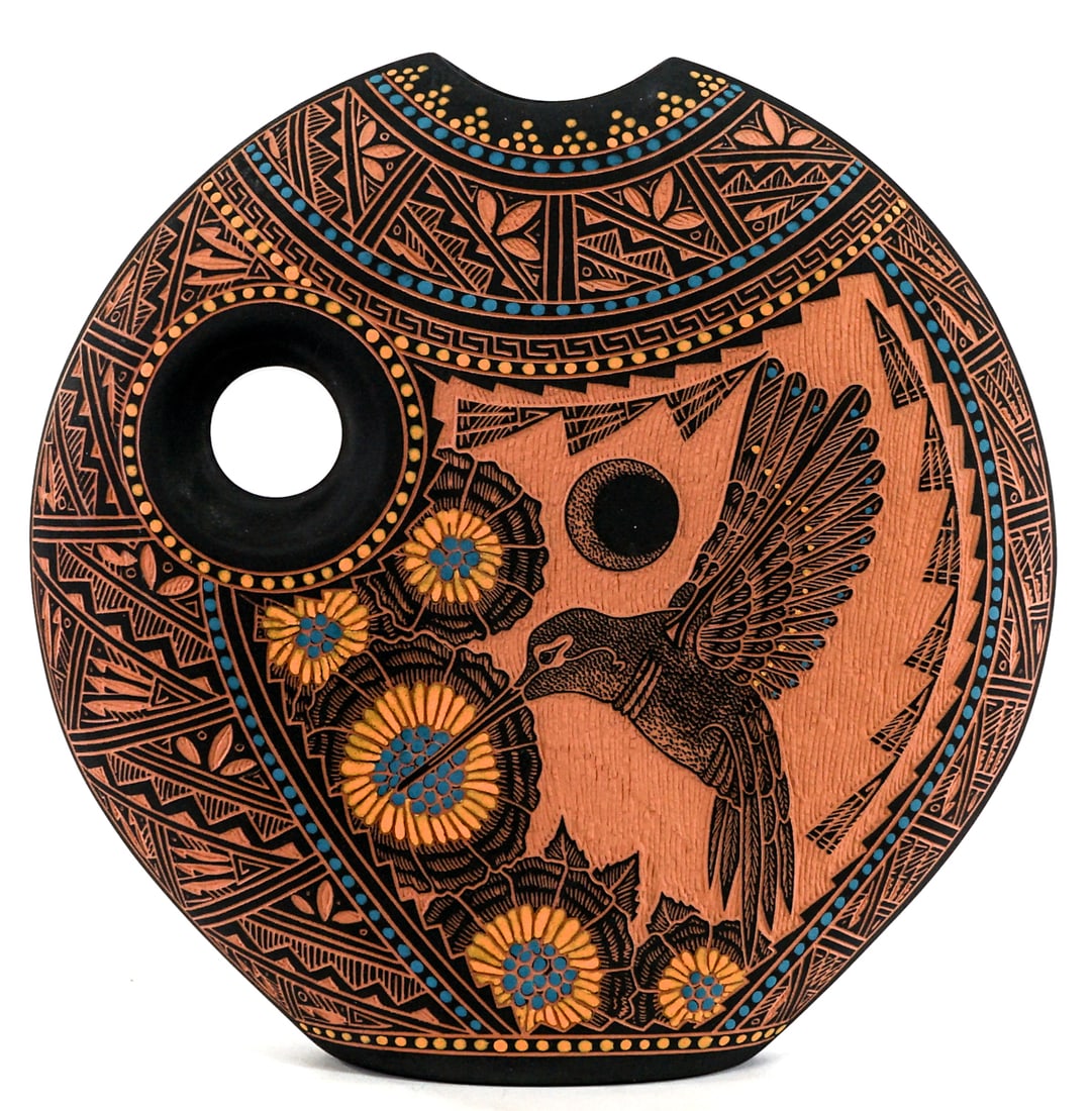 RN Sanchez (Acoma) 14IN Pillow Vase [Hummingbird] (1 of 6)