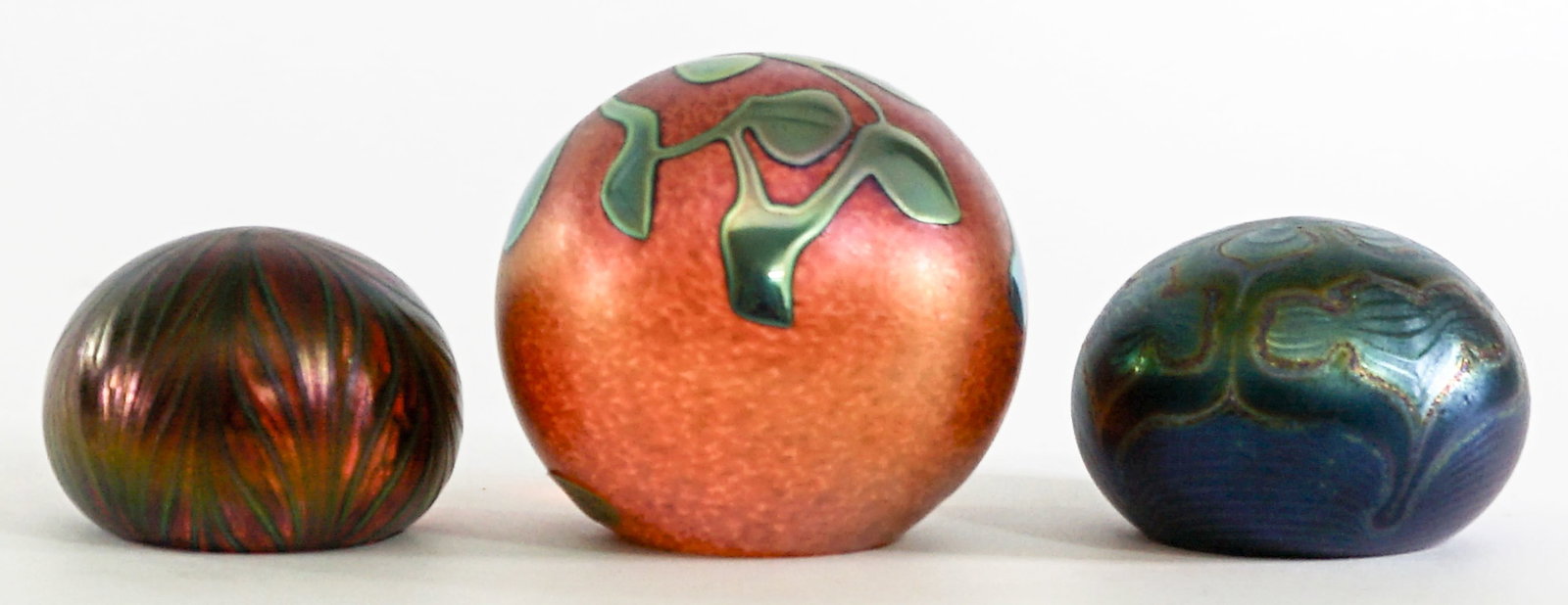 Art Glass (3) Paperweights [Robert Held] (1 of 7)
