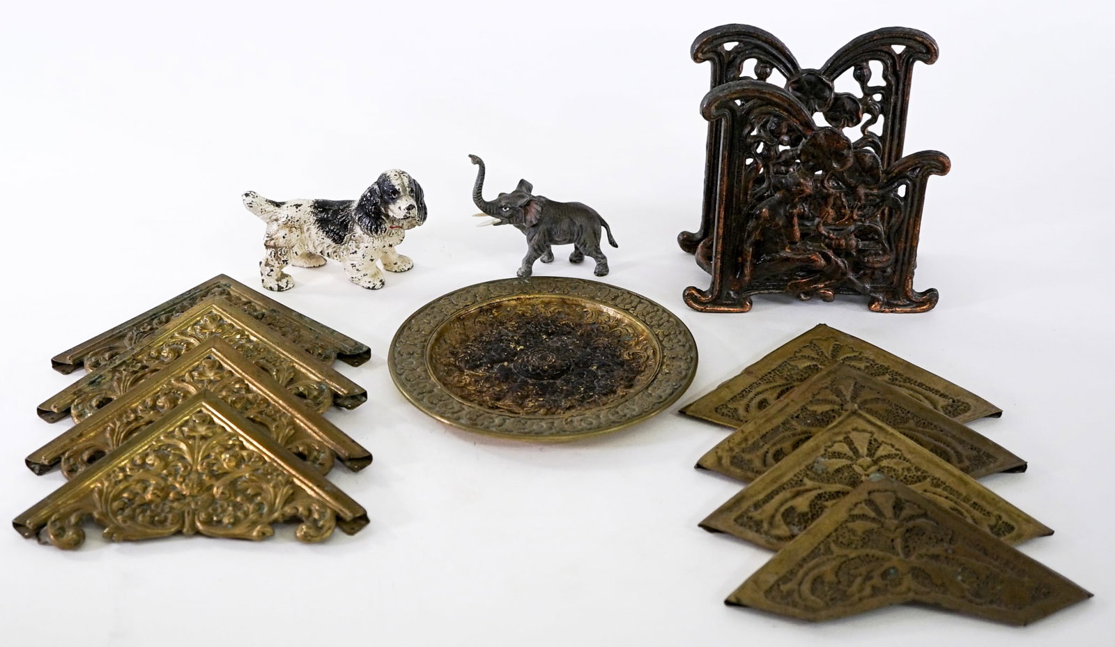 Decorative (12) Items / Figurals (1 of 8)