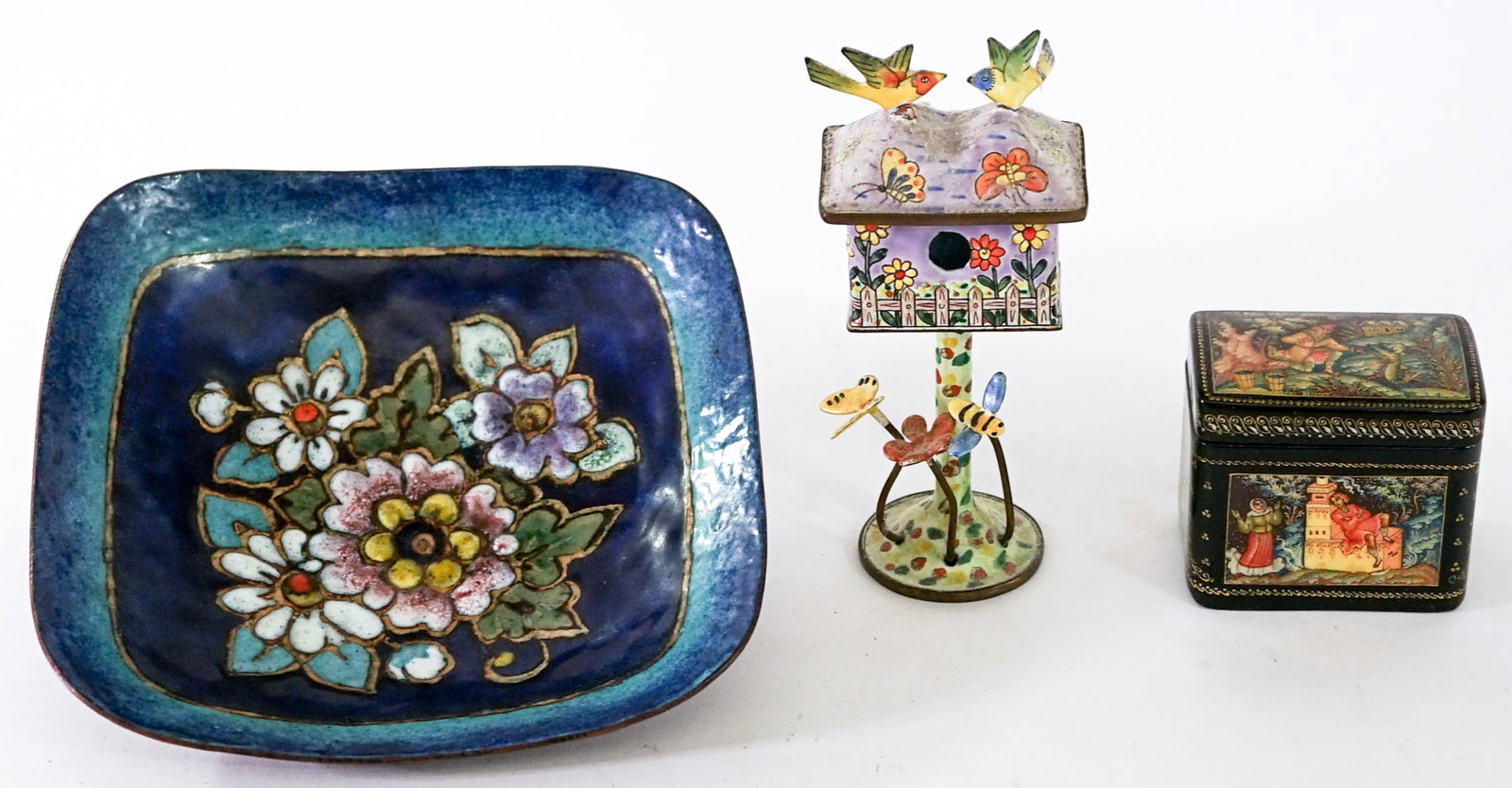 Vintage (3) Enameled Small Trinket Dish / Boxes (1 of 6)