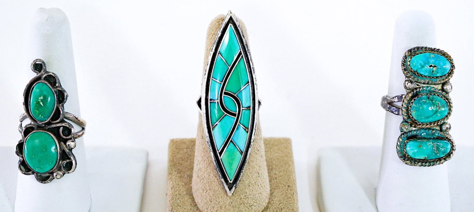 Turquoise (3) Rings 26g: Ring sizes measure 6 to 8. Lot measures 3.5 in. H x 3.5 in. W x 1.5 in. D for shipping purposes only. The absence of a condition report does not imply that the lot is in perfect condition or completel