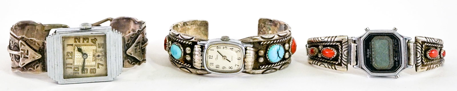 Vintage (3) Watches [Turquoise, Coral] 122g: Three (3) vintage Southwest-Style watches. UNTESTED. Lot measures 5.5 in. H x 4.5 in. W x 2 in. D for shipping purposes only. The absence of a condition report does not imply that the lot is in
