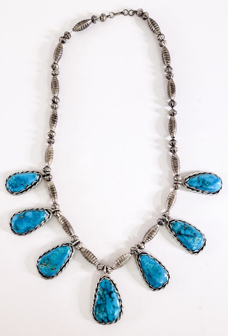 Southwest-Style Turquoise and Silver Necklace 58g (1 of 2)