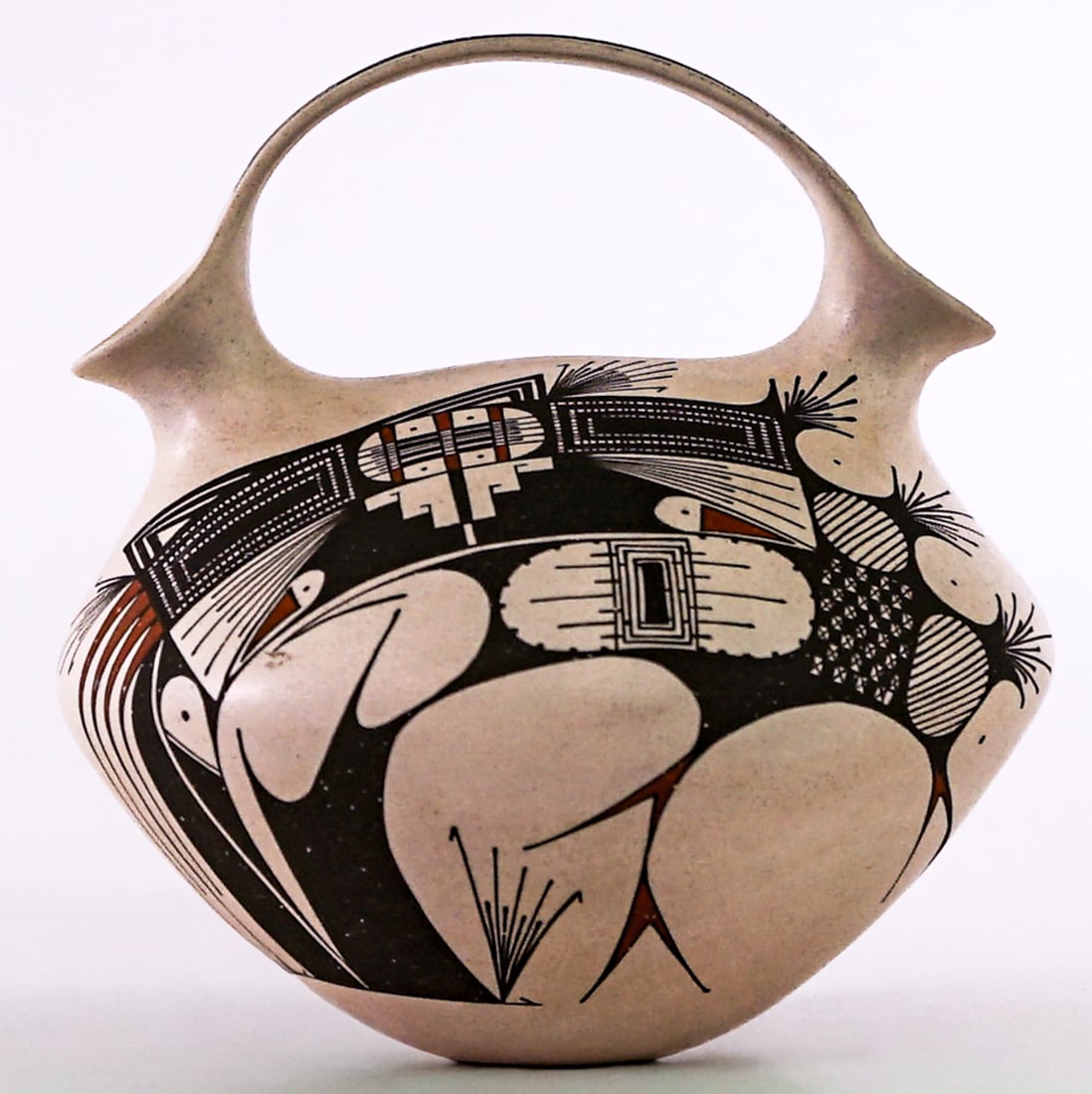 Angel Amaya (Mata Ortiz) Small Wedding Basket: Angel Amaya (Mata Ortiz) polychrome wedding basket signed underside. Measures 5.5 in. tall x 5.5 in. diameter. No evident cracks, chips or repairs. Lot measures 5.5 in. H x 5.5 in. W x 5.5 in. D for