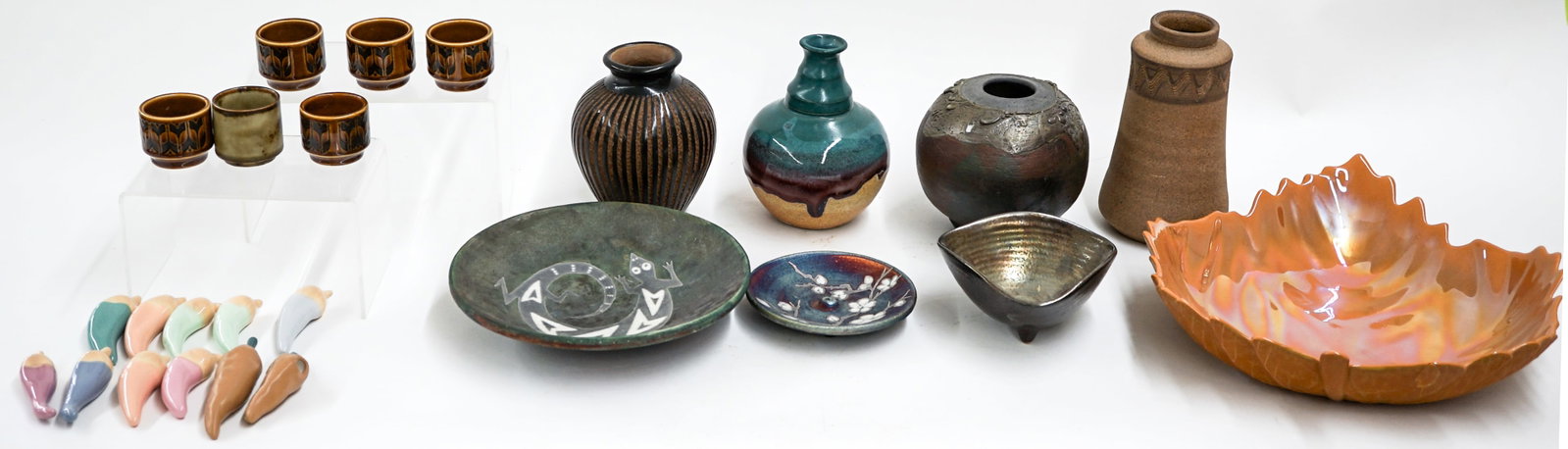 Group of (25) Studio Pottery and Ceramics (1 of 9)