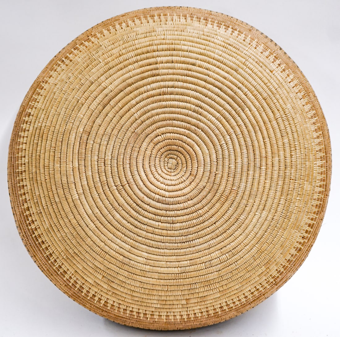 Large Lidded Basket - 4