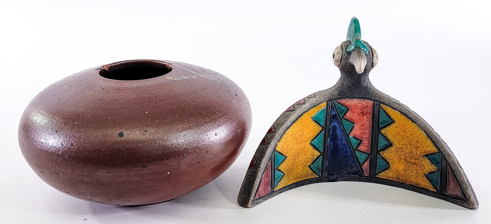 Artist SIGNED Pottery Pieces [Bird; Bowl]: Bowl measures 3.5 in. tall x 6 in. diameter. Bird sculpture measures 5.125 in. tall x 7 in. wide x 2.5 in. deep. No evident cracks, chips or repairs. Lot measures 5.5 in. H x 6 in. W x 14 in. D for sh