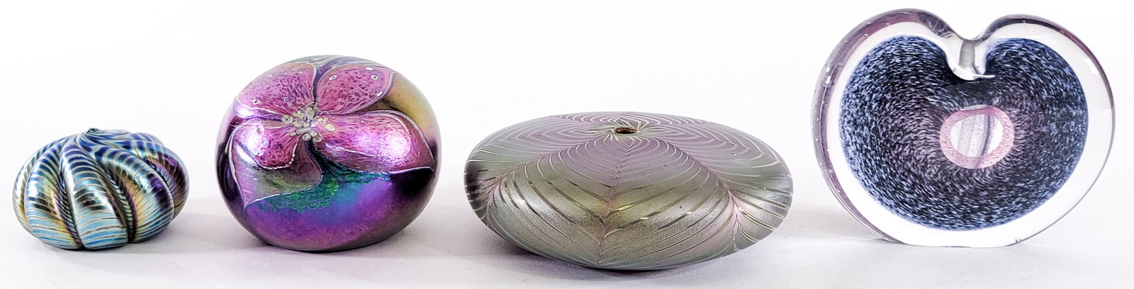 Art Glass (4) Items [Paperweights/Oil Lamp] (1 of 7)