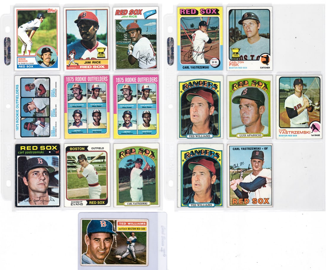 (17) Vintage Topps Baseball Cards w/HOF'ers: Mixed condition. Lot measures 12 x 9.5 x .25 inches for shipping purposes. The absence of a condition report does not imply that the lot is in perfect condition or completely free from wear and tear, 