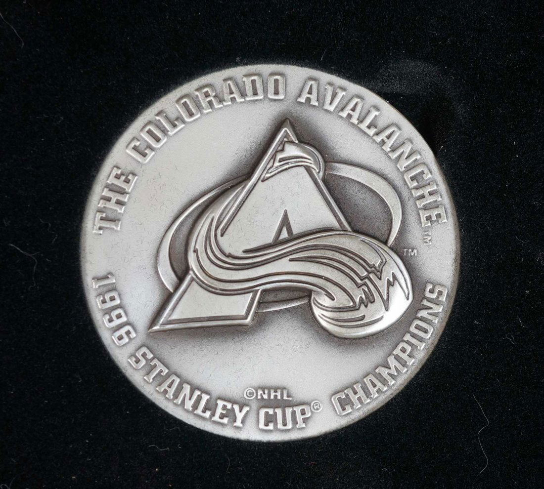 Highland Mint Colorado Avalanche 4 Troy oz. .999 (1 of 3)