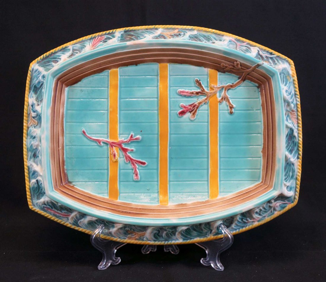 Wedgwood Majolica Serving Tray (1 of 3)