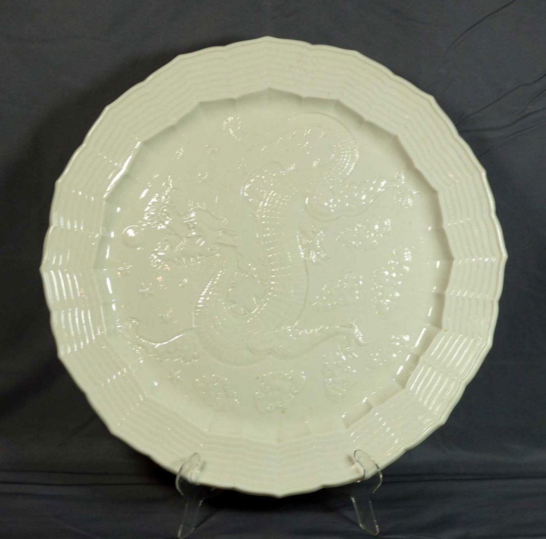 Belleek China Chinese Pattern Charger (1 of 3)