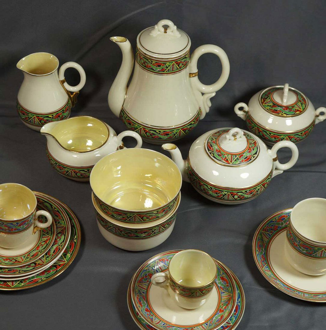 Belleek China Celtic Pieces Dec 10, 2016 Grant Zahajko Auctions