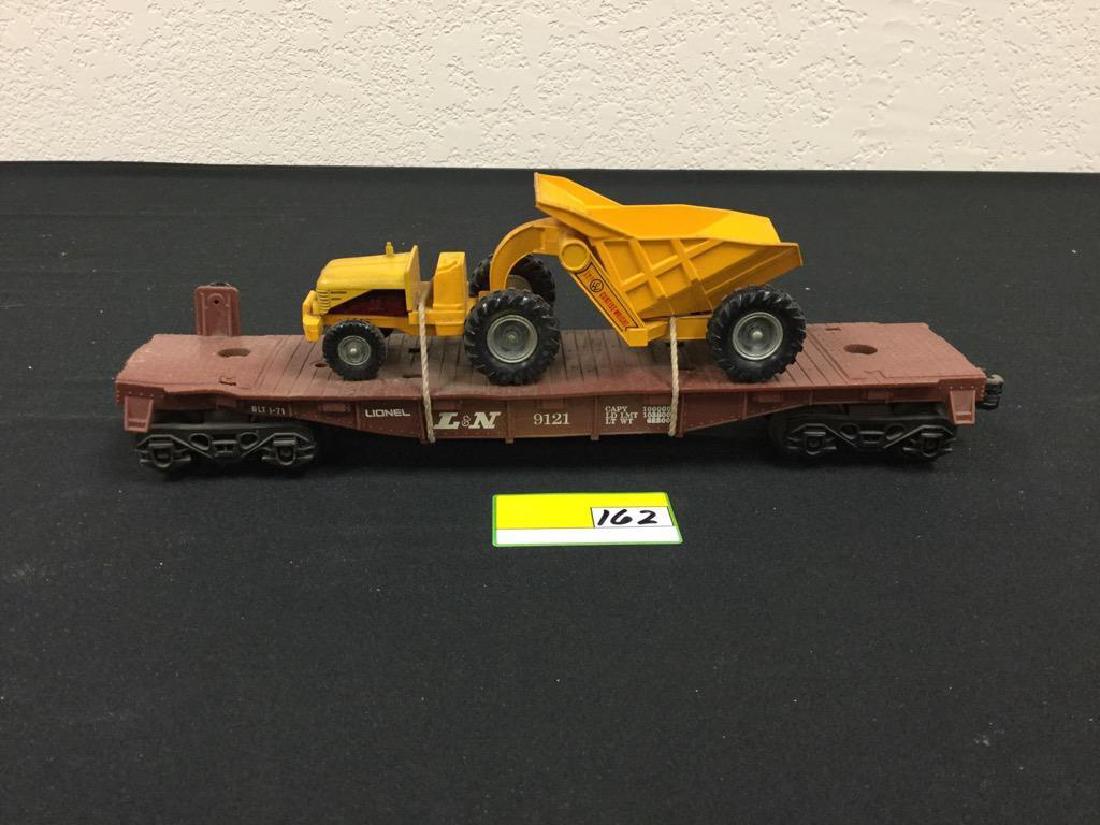 VINTAGE LIONEL L&N FLAT CAR WITH SCRAPER. 6-9121 (1 of 4)
