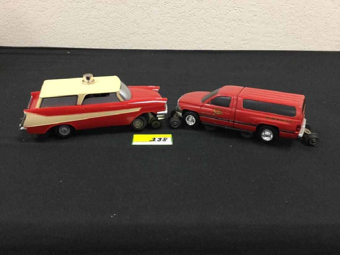 LIONEL NO. 68 EXECUTIVE INSPECTION CAR. RED AND CREAM. (1 of 10)