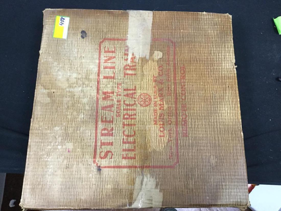 DIESEL TYPE ELECTRICAL TRAIN BY LOUIS MARX, REMOTE (1 of 4)