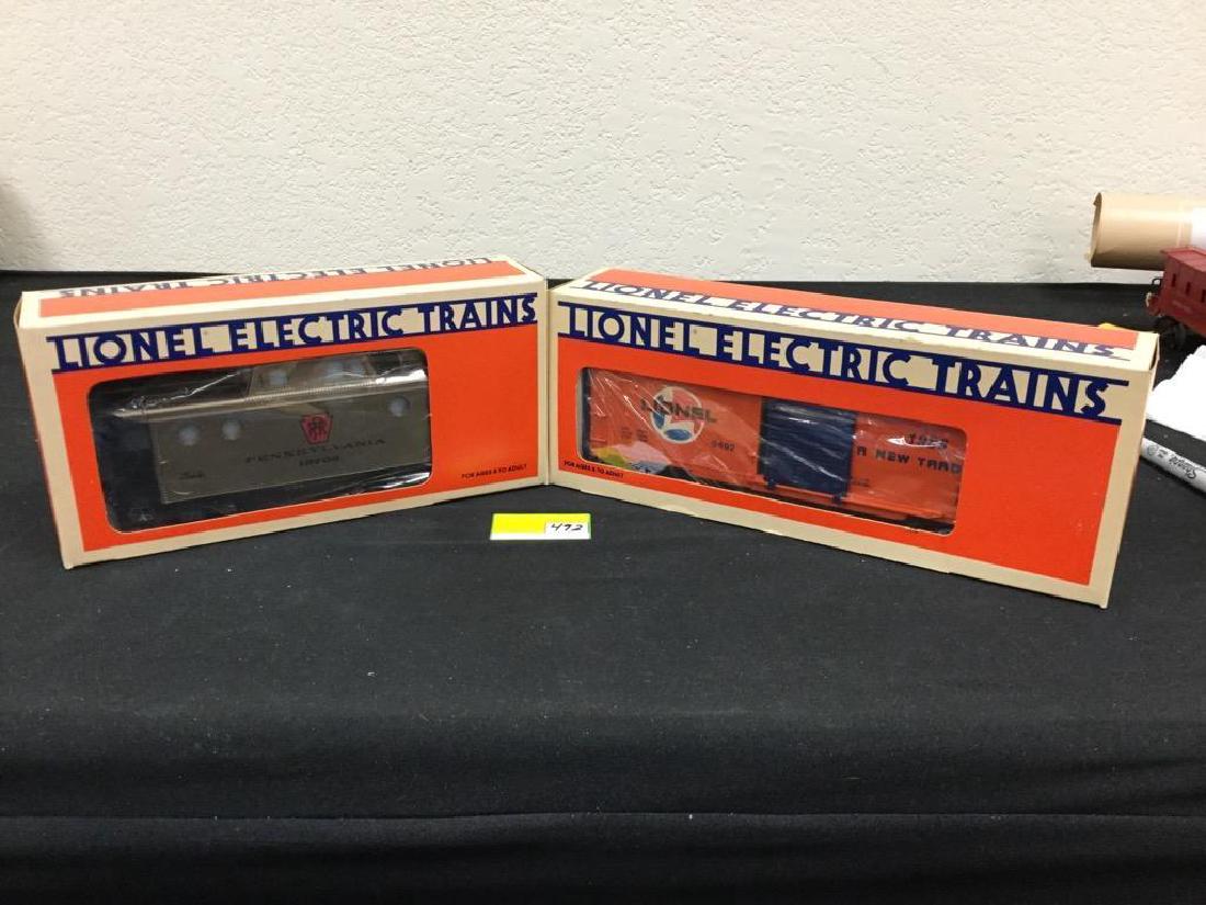TWO VINTAGE LIONEL BOX CARS NIB. 9492 and 19702. (1 of 3)