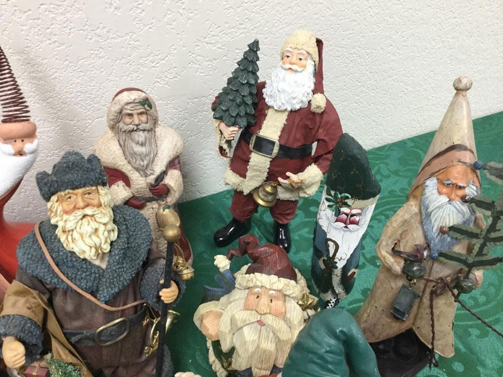 (19) Santa Claus Figurines - All For One Money (1 of 3)