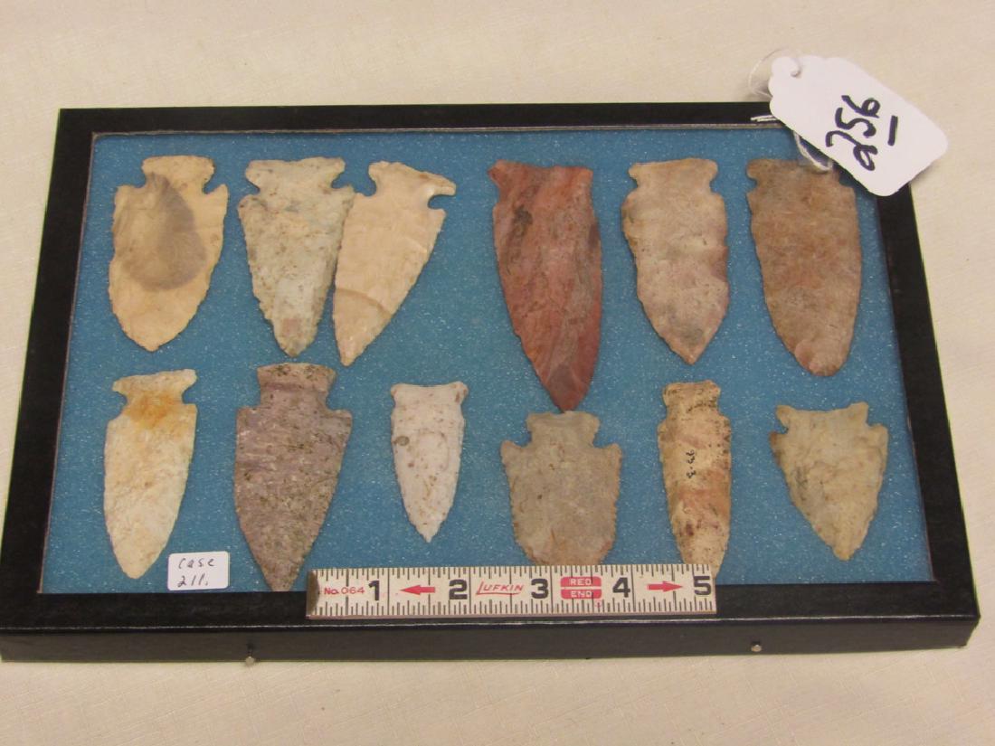 12 points: Frame with 12 flint points and tools