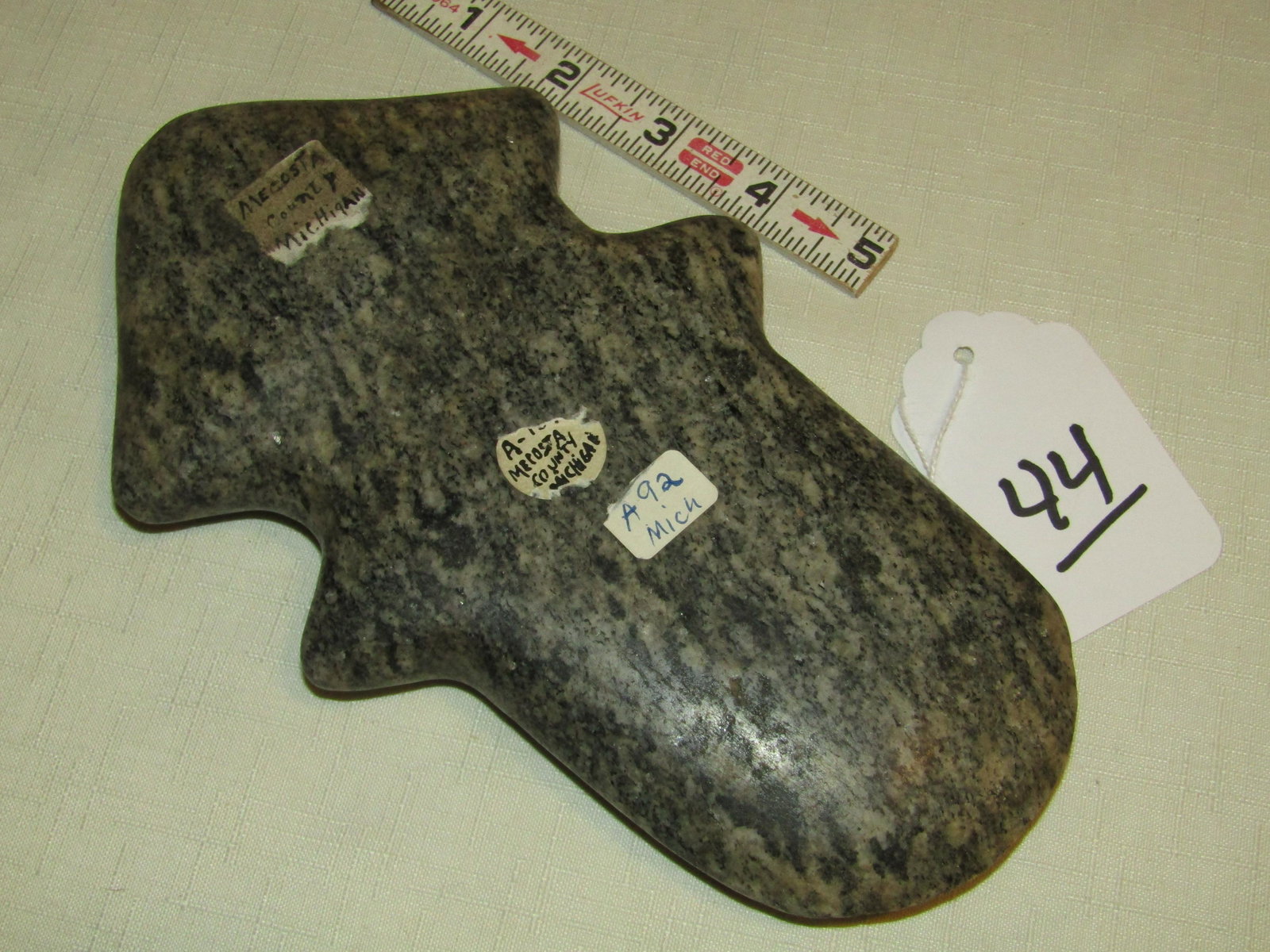 (?) Axe: Large 8 1/2" Michigan barbed axe, pophery type