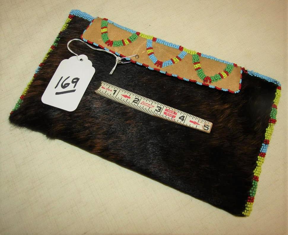Sioox 6" x 10" Beaded buffao hide mirror bag, sinew sewn, very good cond ca. 1900 (1 of 2)