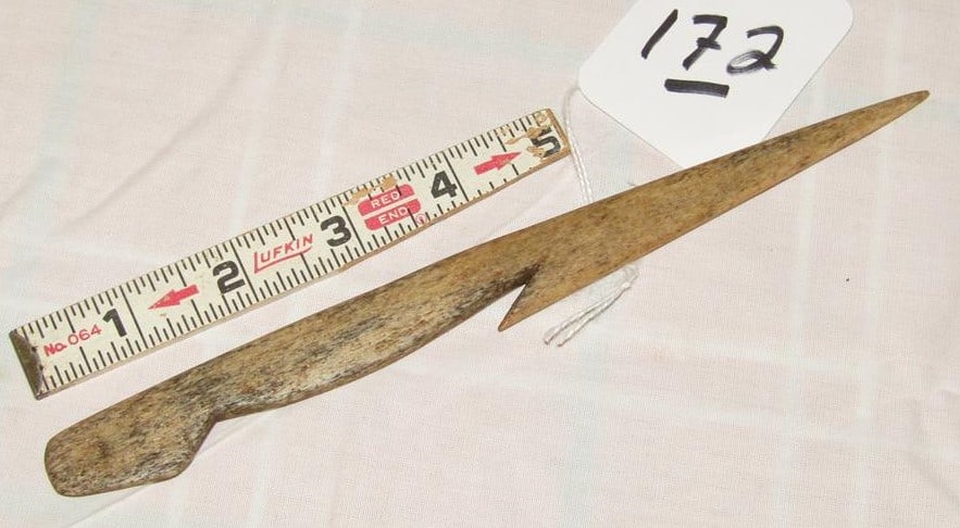 Harpoon: Northwest Coast 8 3/8" b one harpoon, 19th century