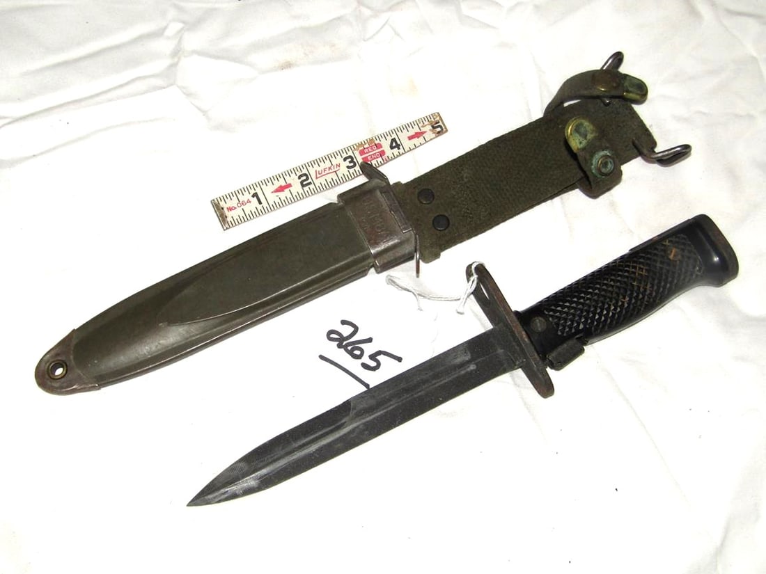 Bayonet (1 of 1)
