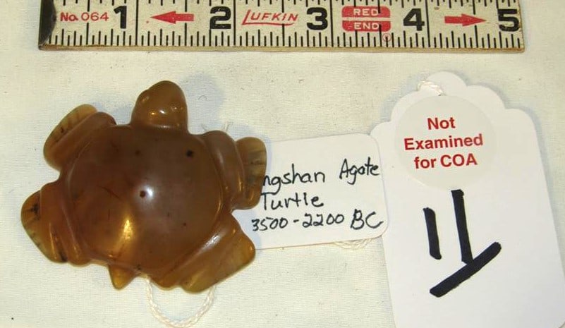 Agate turtle: Hongshan Chinese agate turtle 2 1/4" not examined for coa