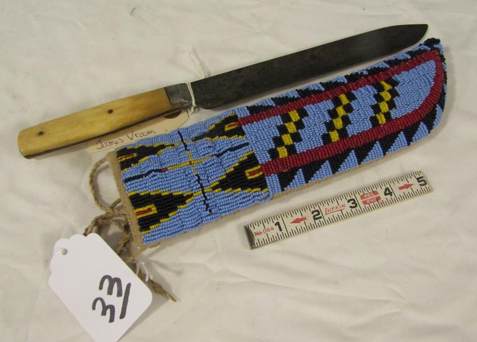 Knife case: Plains 10" bead knife case with bone handle knife, sinew sewn, good cond. Ca.1950