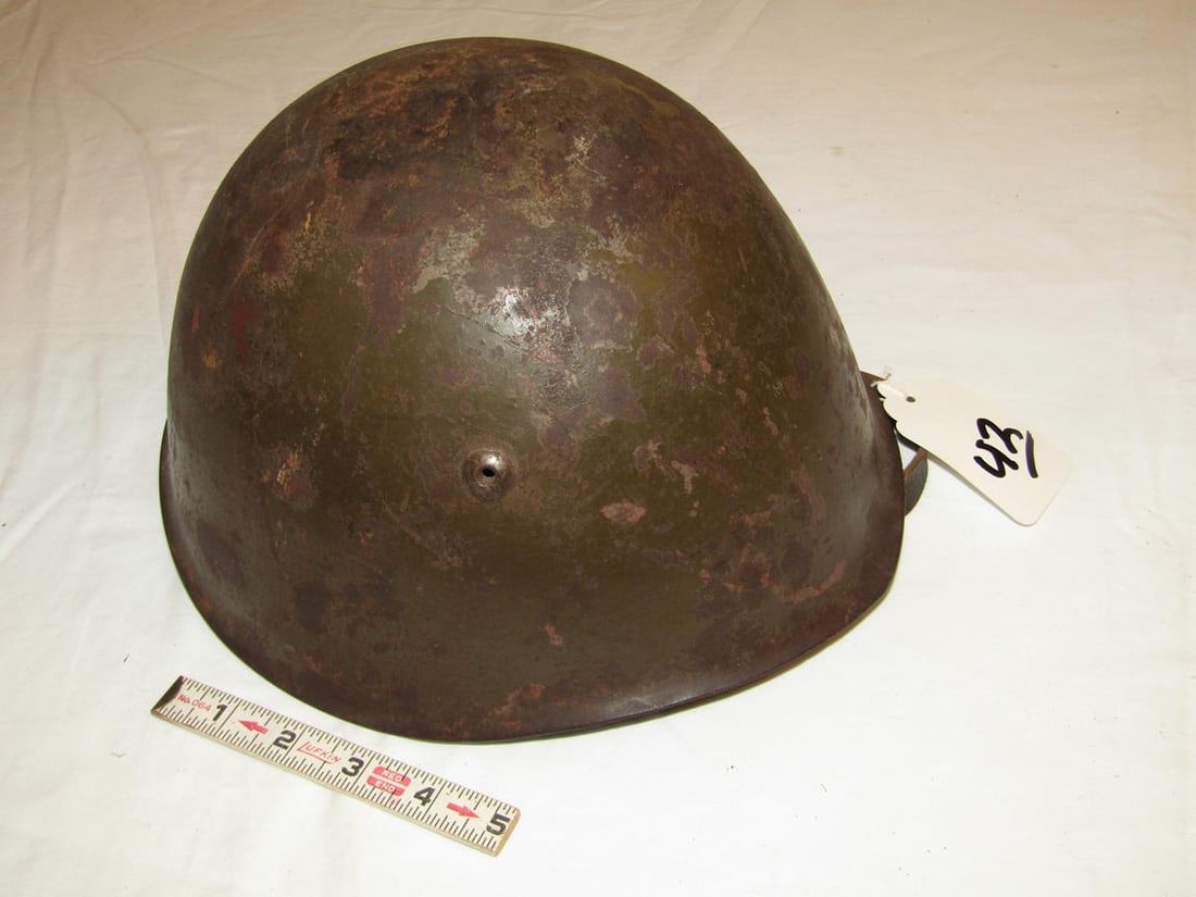 Helmet: Italian WWII believed to be M33 helmet with headliner