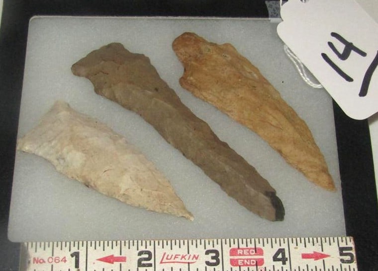 3 Arrowheads (1 of 1)