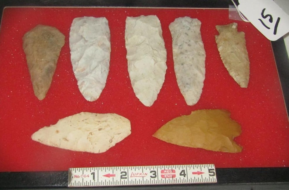 7 Arrowheads (1 of 1)