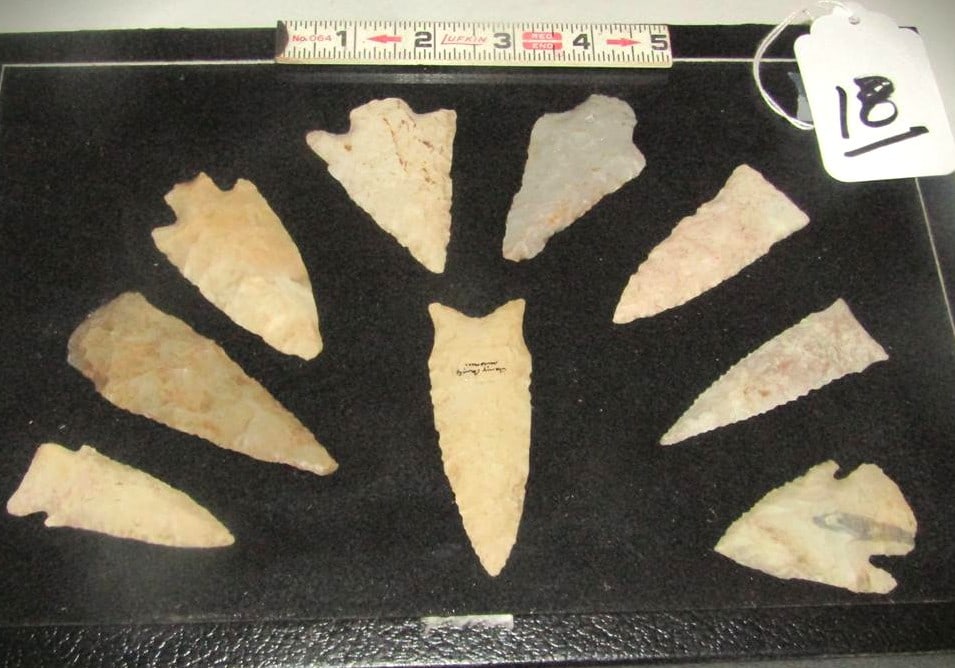 10 pc Arrowheads (1 of 1)