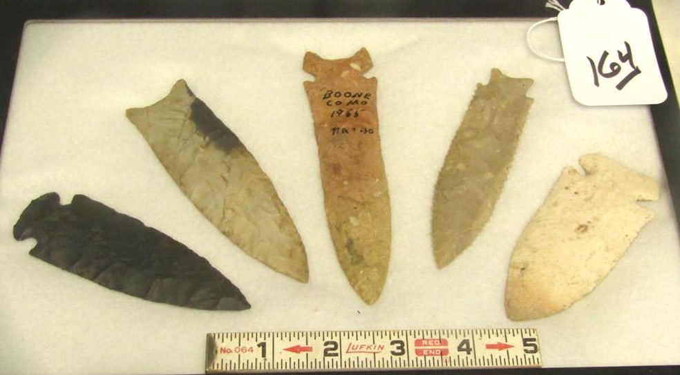 5 Arrowheads (1 of 1)