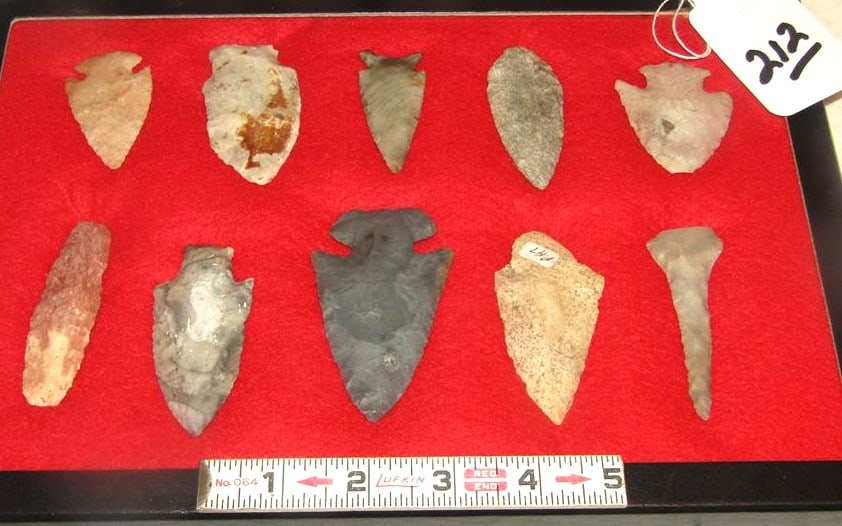 10 Arrowheads (1 of 1)